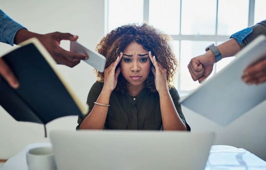 Reprise du travail après les vacances : pourquoi le stress revient si vite